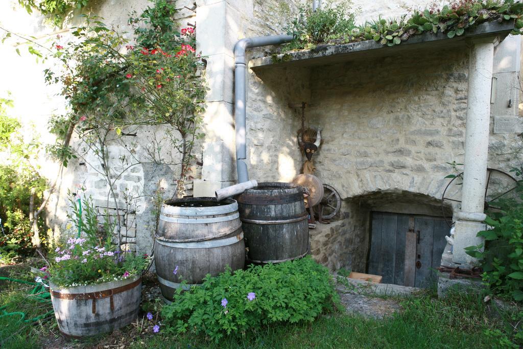 Le Vieux Velo Bed and Breakfast Chaptuzat Buitenkant foto